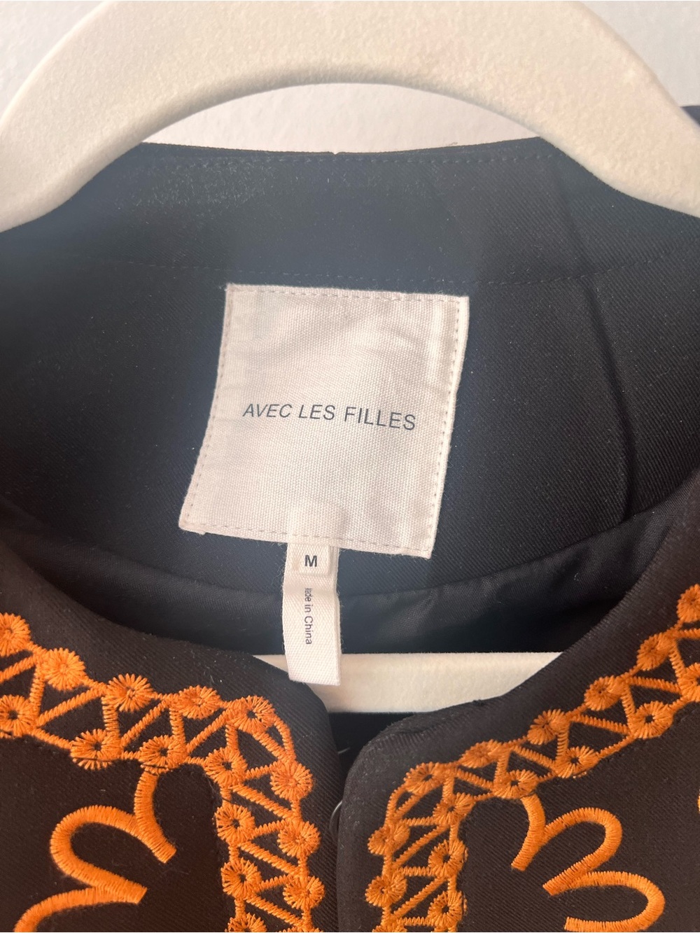 NWT Avec Les Filles Black Cropped Jacket with Orange Embroidery - Picture 4 of 10